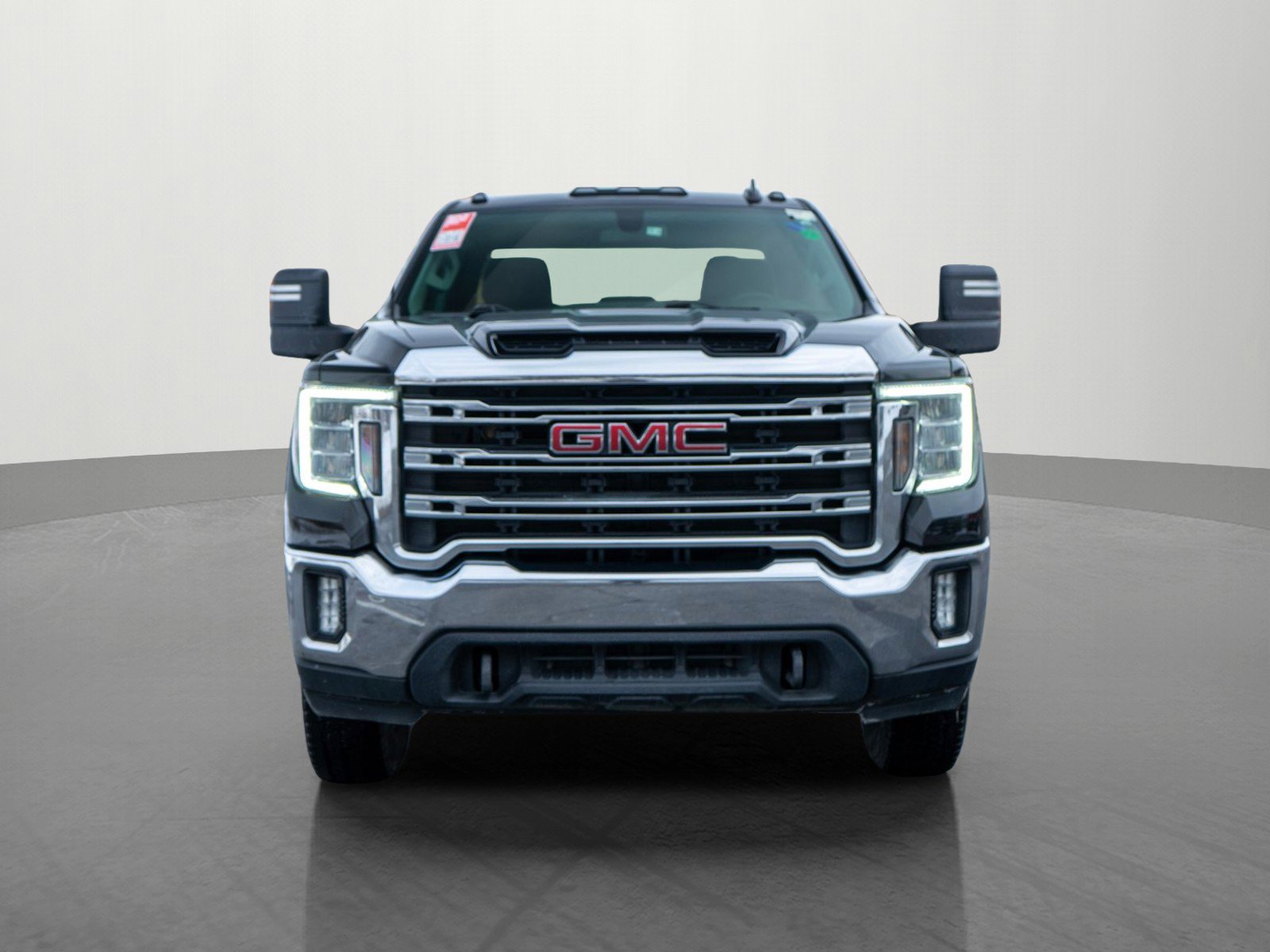 Used 2021 GMC Sierra 2500 SLE w/ SLE Value Package; image 2