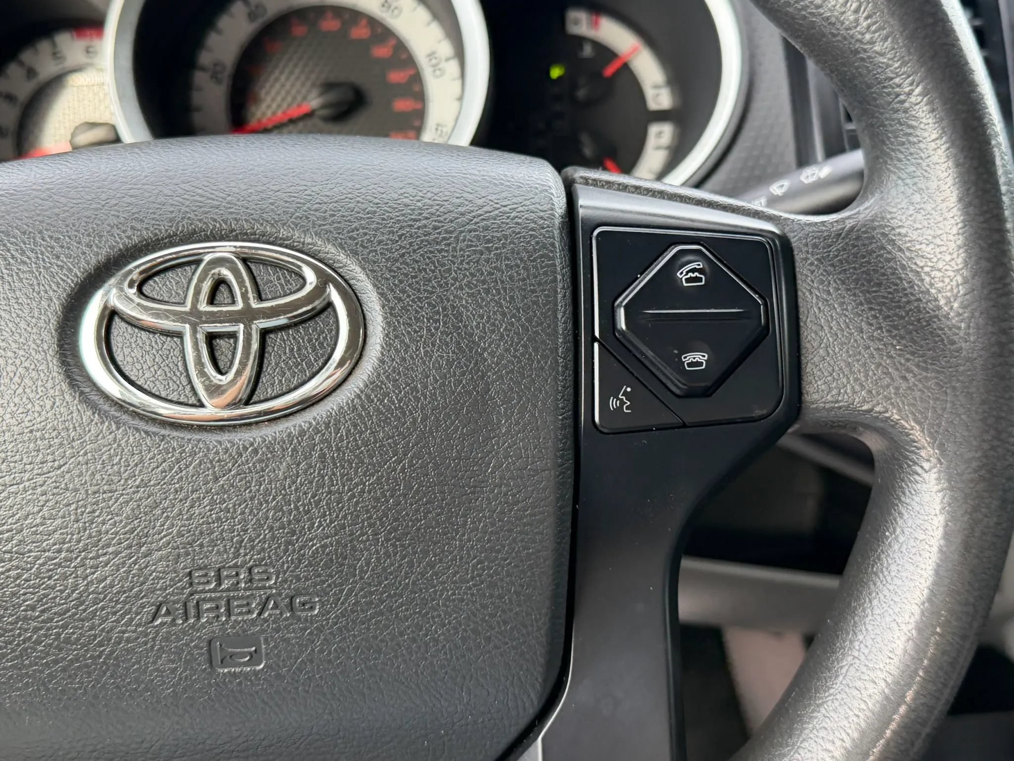 Used 2015 Toyota Tacoma 2WD Access Cab image 21