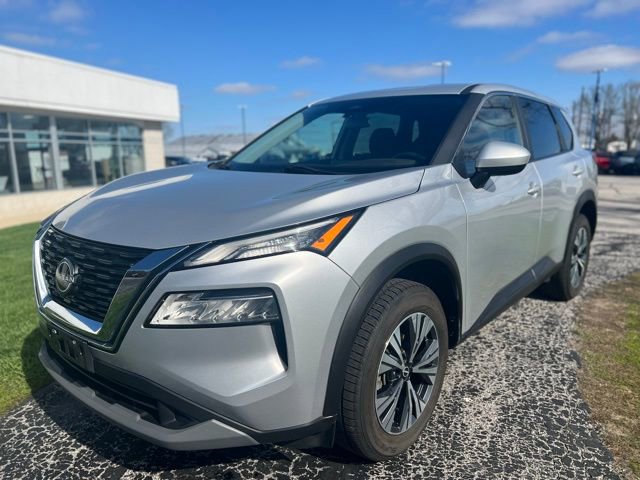 Used 2023 Nissan Rogue SV AWD/4WD image 4