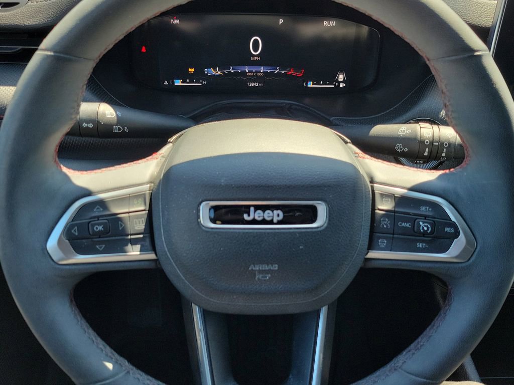 Used 2025 Jeep Compass Trailhawk w/ Trailhawk Elite Group image 26