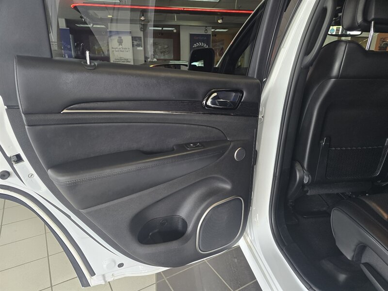 Used 2020 Jeep Grand Cherokee High Altitude AWD/4WD image 10