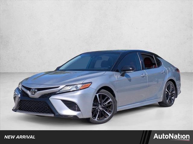 Used 2019 Toyota Camry XSE FWD image 1
