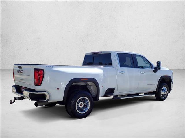 Used 2023 GMC Sierra 3500 SLT w/ SLT Premium Package AWD/4WD image 4