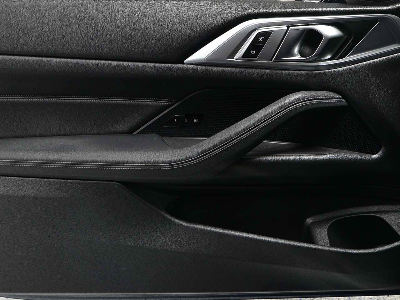 Used 2022 BMW 430i Coupe w/ M Sport Package image 6