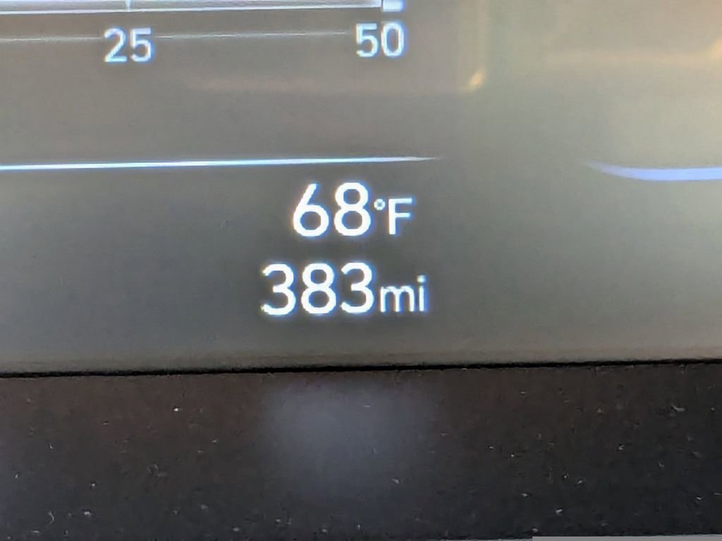 Used 2026 Hyundai Elantra Sport image 27