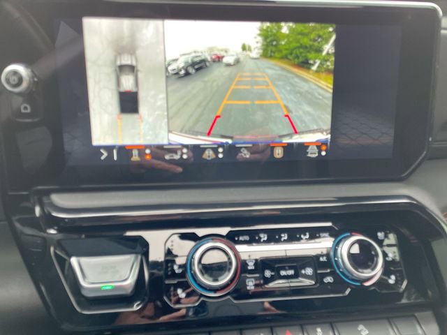 Used 2025 GMC Sierra 2500 AT4 w/ AT4 Premium Plus Package AWD/4WD image 24