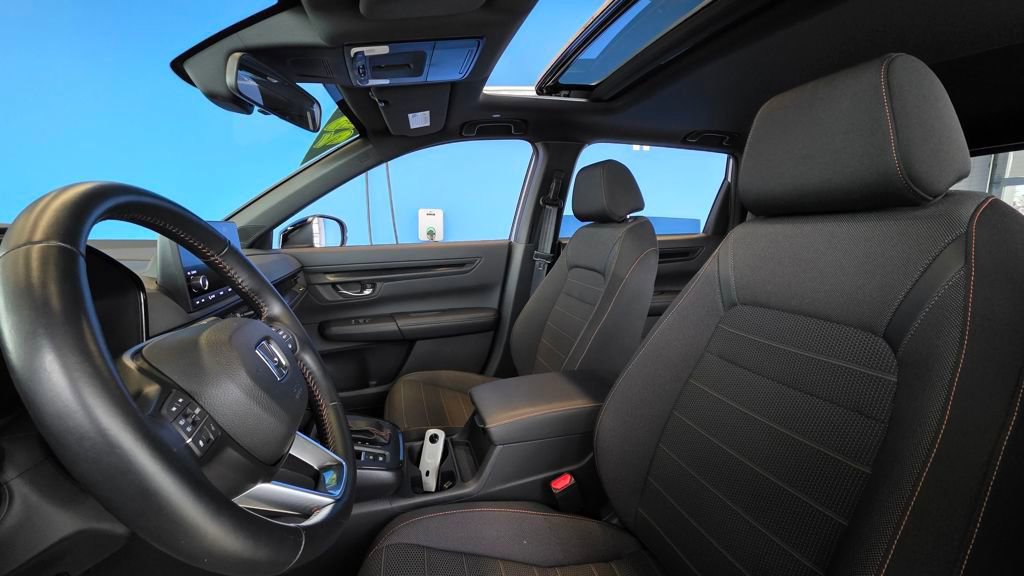 Certified 2025 Honda CR-V Sport image 22