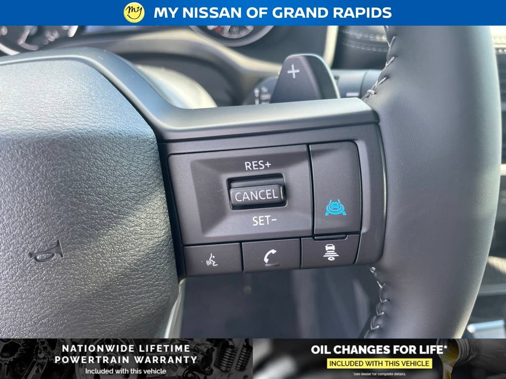New 2026 Nissan Rogue Dark Armor AWD/4WD image 16
