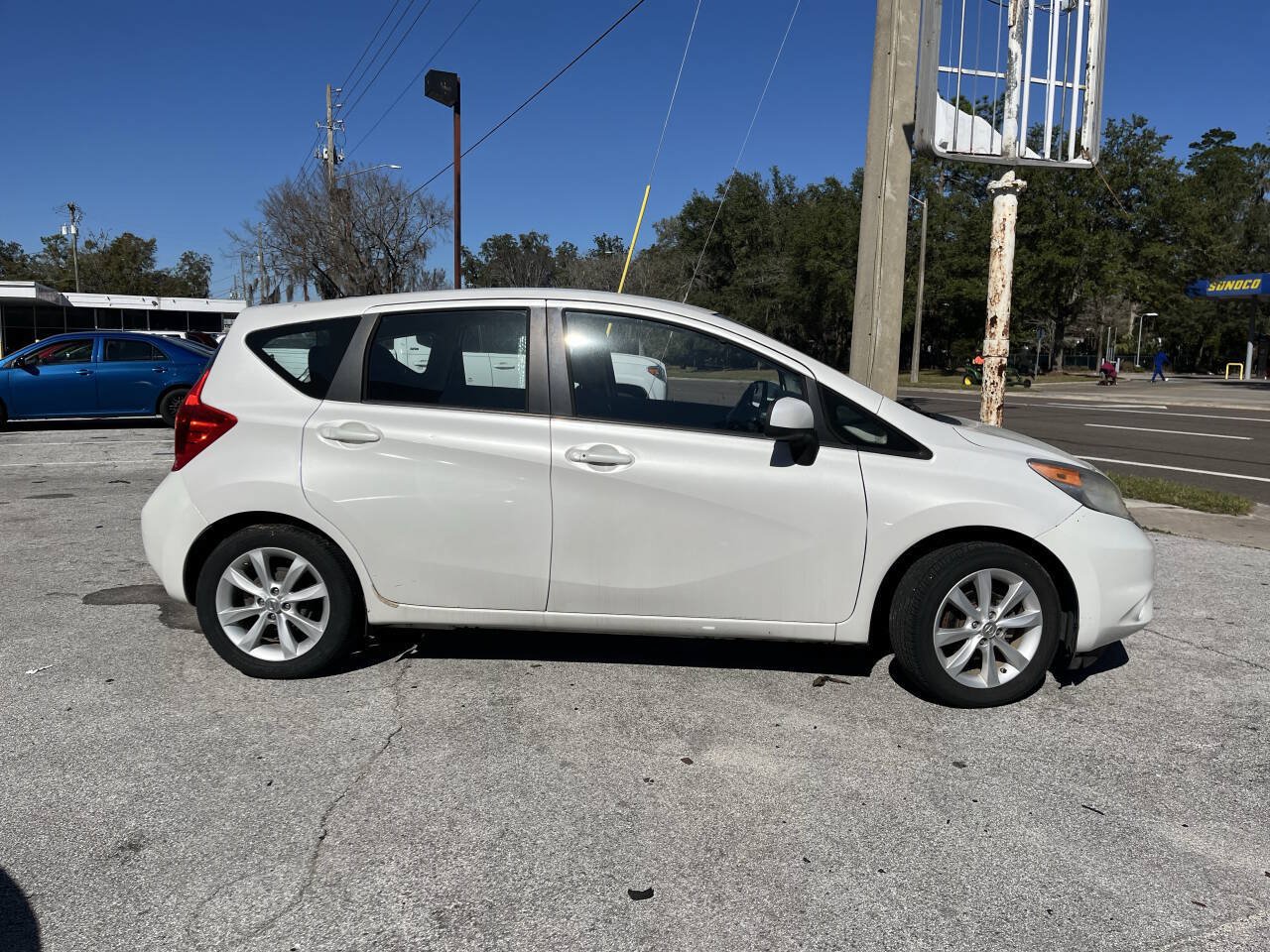 Used 2014 Nissan Versa Note SV w/ SL Package FWD image 4