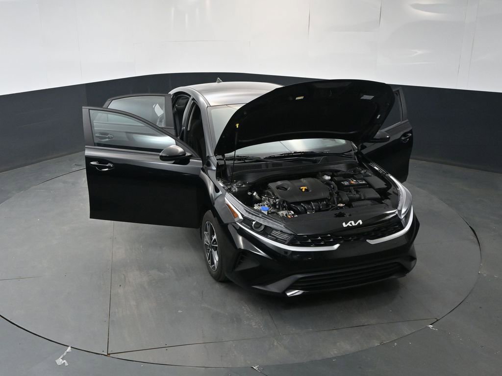 Used 2023 Kia Forte LXS FWD image 17