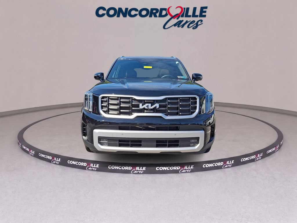 Used 2025 Kia Telluride SX Prestige AWD/4WD image 2