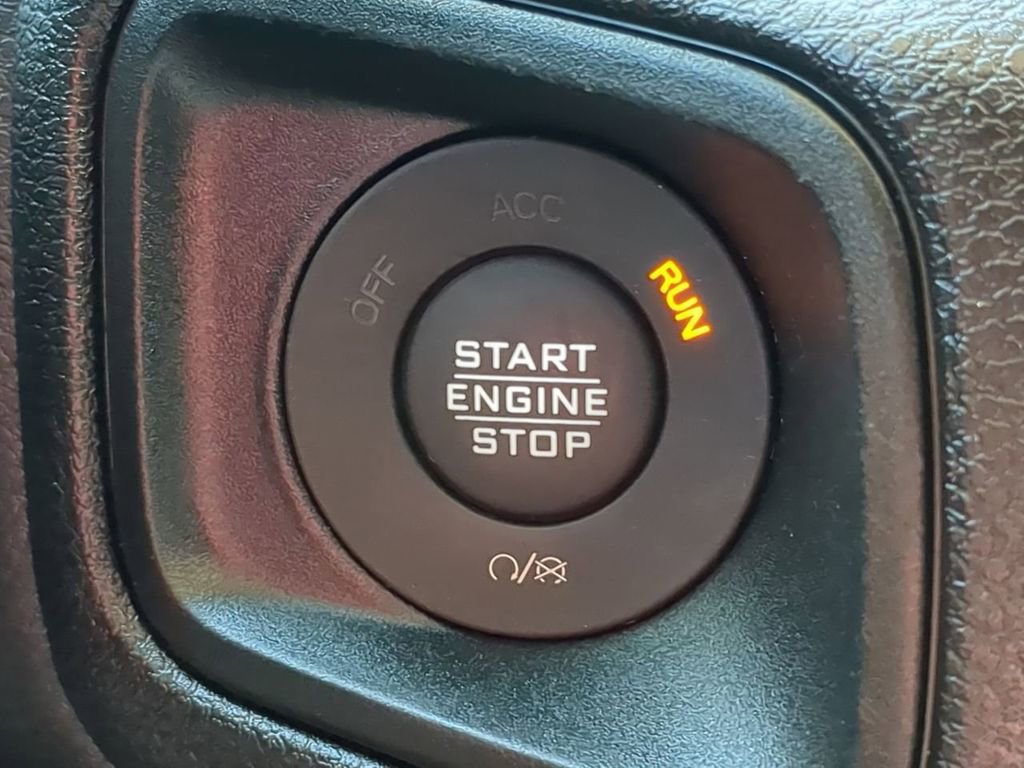 Used 2024 Jeep Wrangler Unlimited image 19