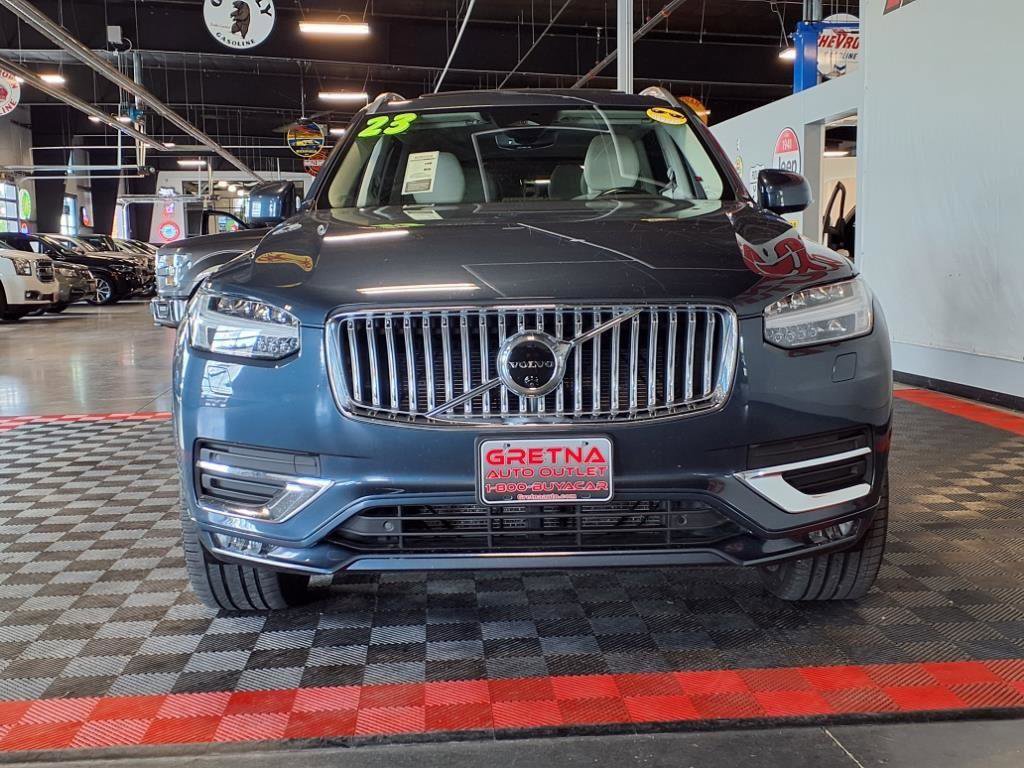 Used 2023 Volvo XC90 B6 Plus image 2