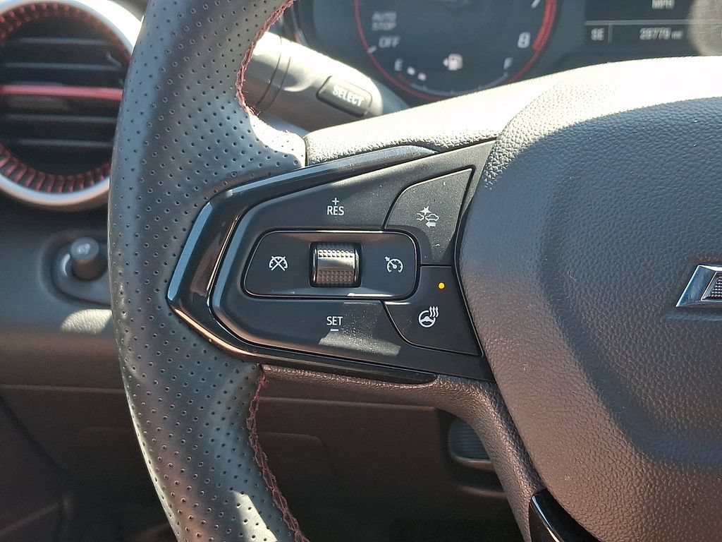 Used 2024 Chevrolet Trax RS FWD image 22