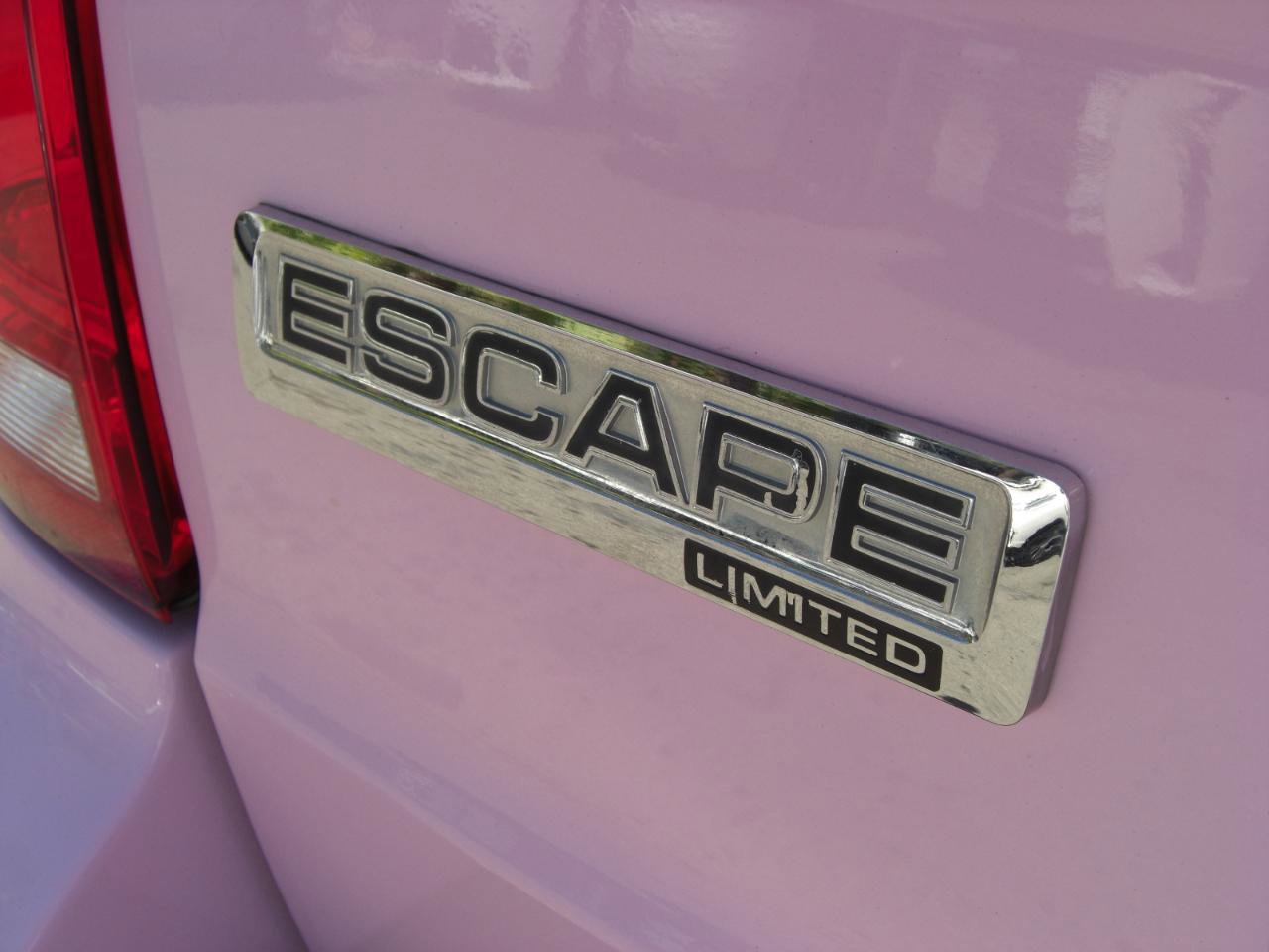 Used 2011 Ford Escape Limited w/ 302A Rapid Spec Order Code AWD/4WD image 14
