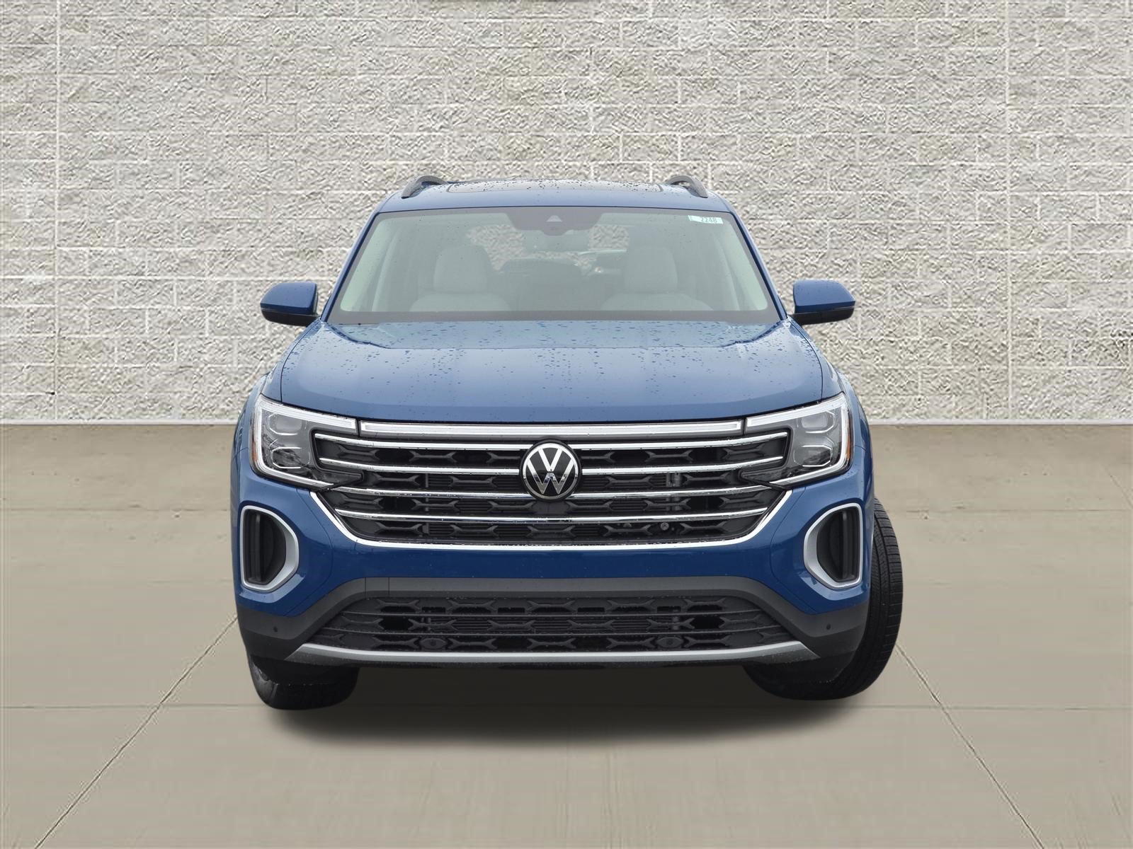 New 2026 Volkswagen Atlas SE AWD/4WD image 2