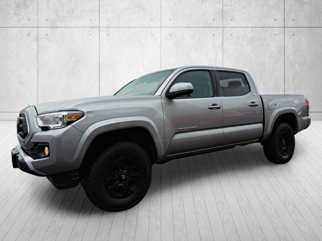Used 2020 Toyota Tacoma SR5 AWD/4WD image 9