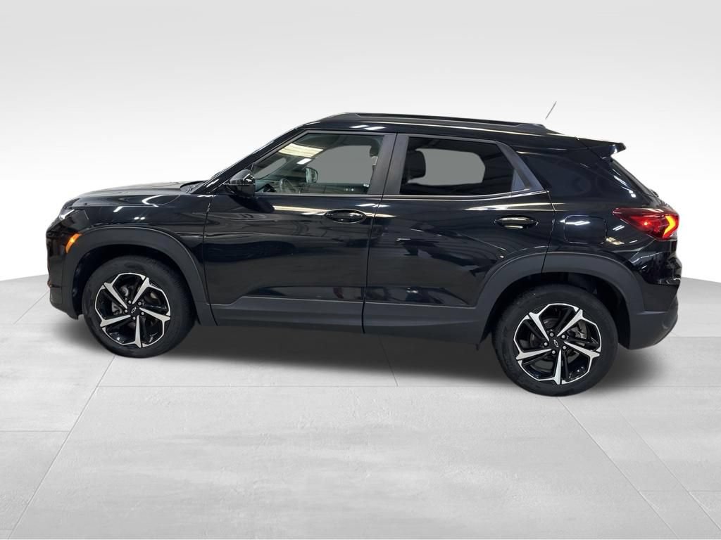 Used 2022 Chevrolet TrailBlazer RS AWD/4WD image 2