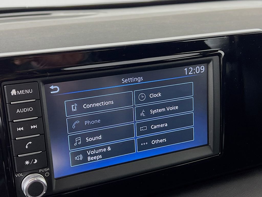 Used 2025 Nissan Kicks S image 12