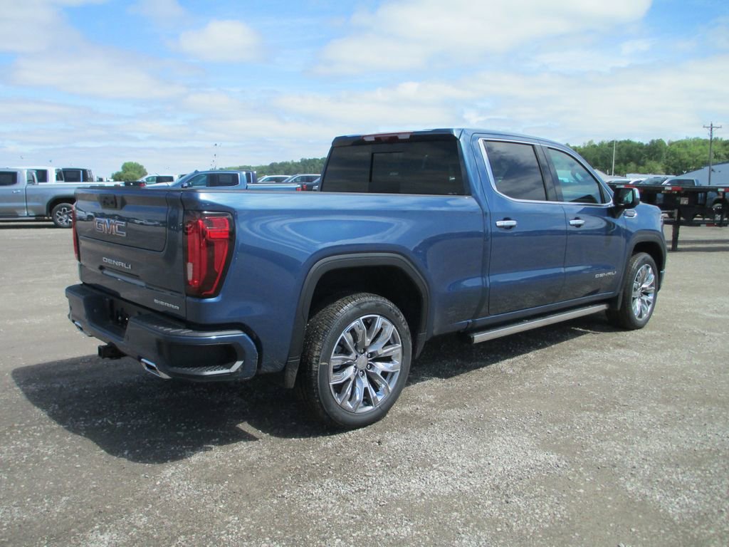 New 2026 GMC Sierra 1500 Denali w/ Denali Reserve Package AWD/4WD image 5