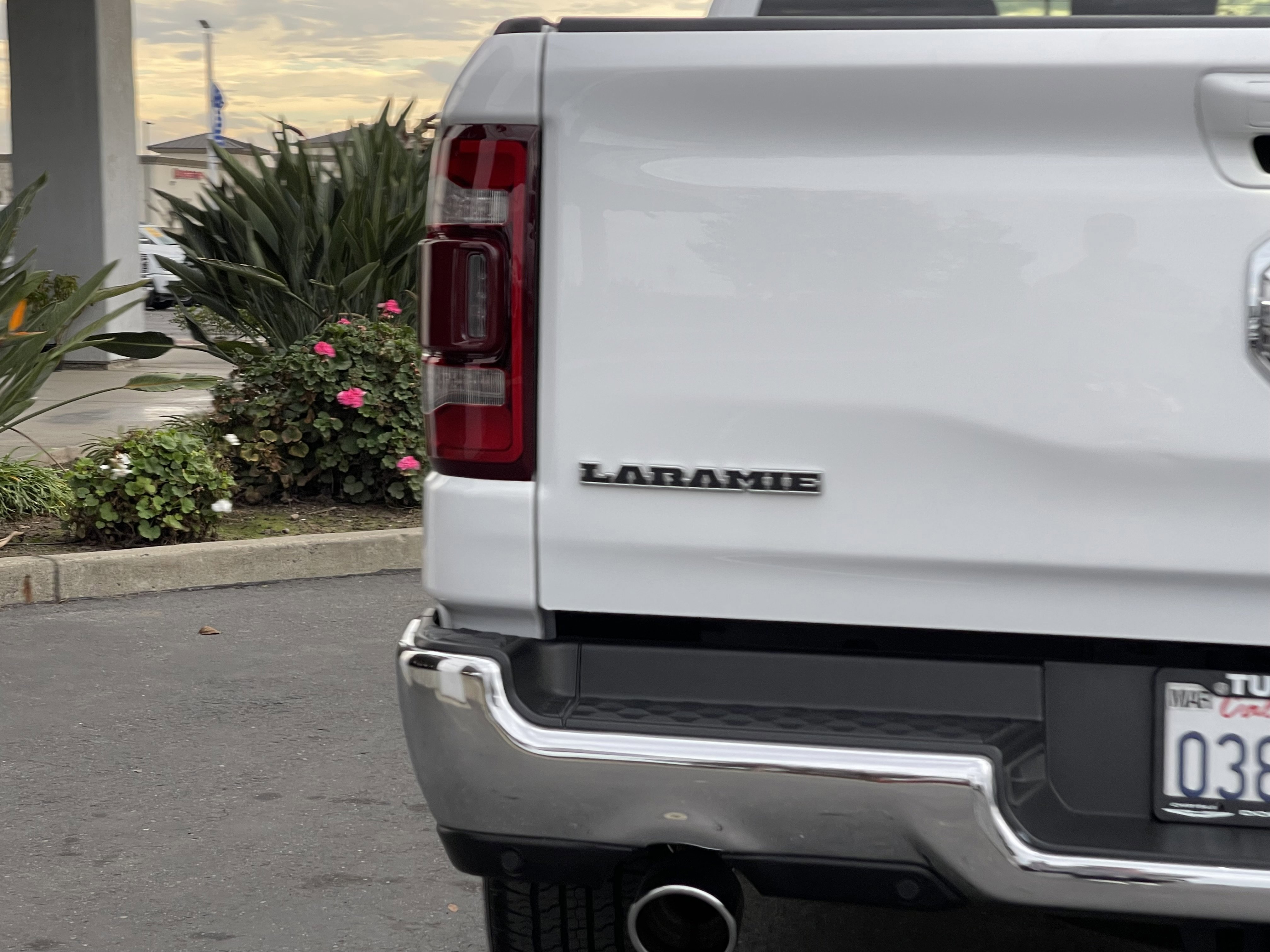 Used 2023 RAM 1500 Laramie image 9