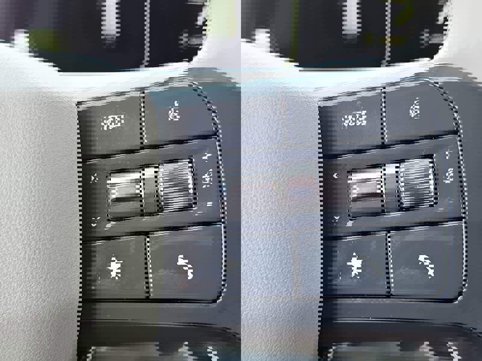 Used 2024 Kia EV9 Wind image 24