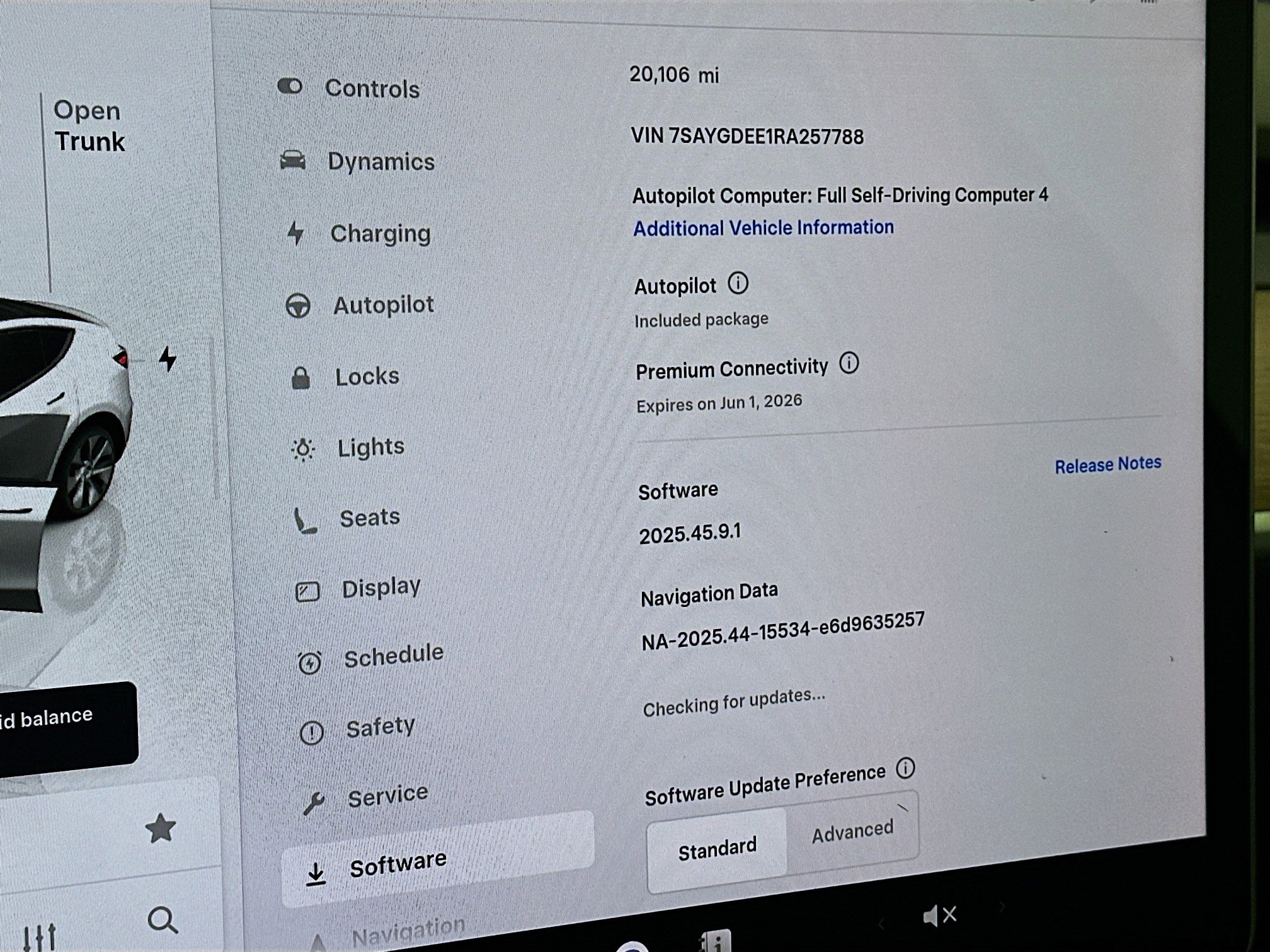 Used 2024 Tesla Model Y Long Range image 17