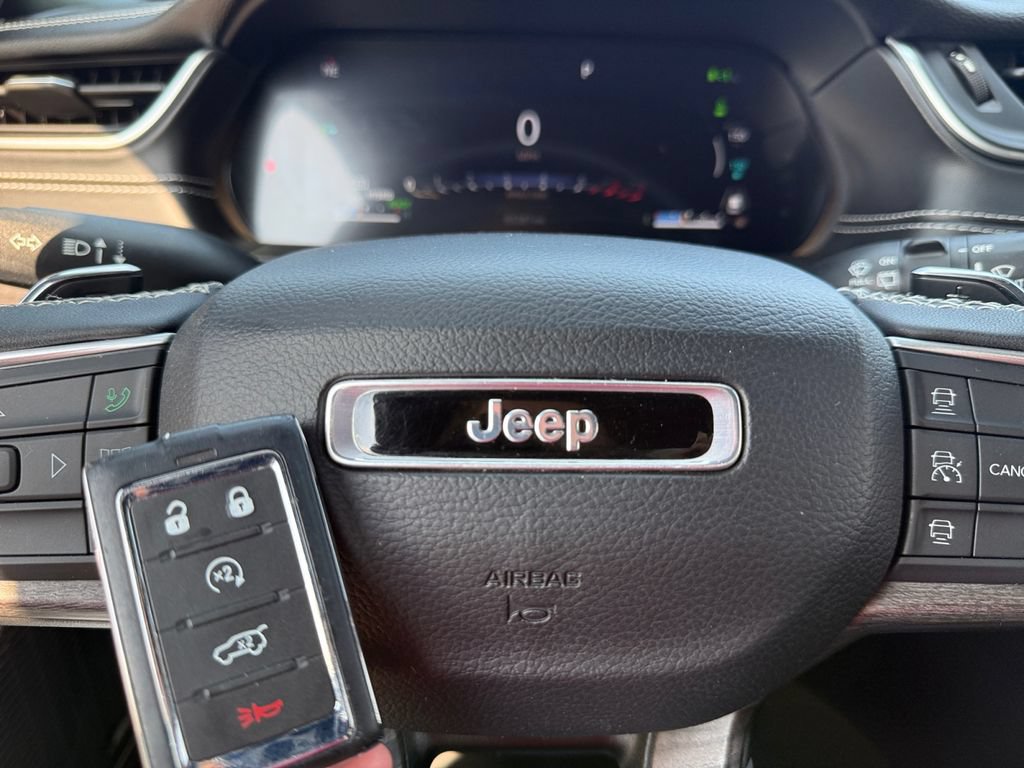 Used 2024 Jeep Grand Cherokee Limited 4xe AWD/4WD image 44
