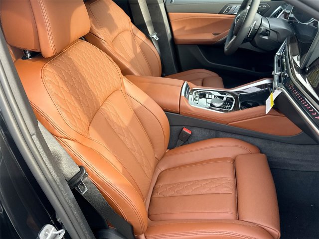 New 2027 BMW X6 xDrive40i w/ Climate Comfort Package AWD/4WD image 30