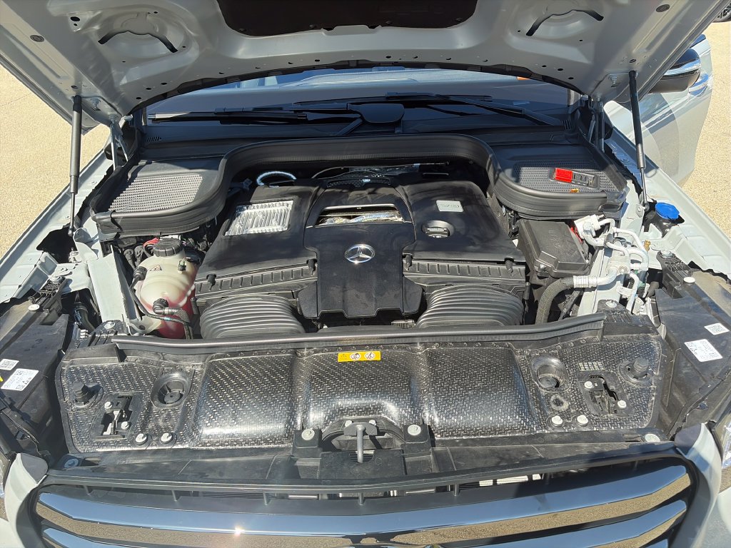 New 2026 Mercedes-Benz GLS 580 4MATIC image 44