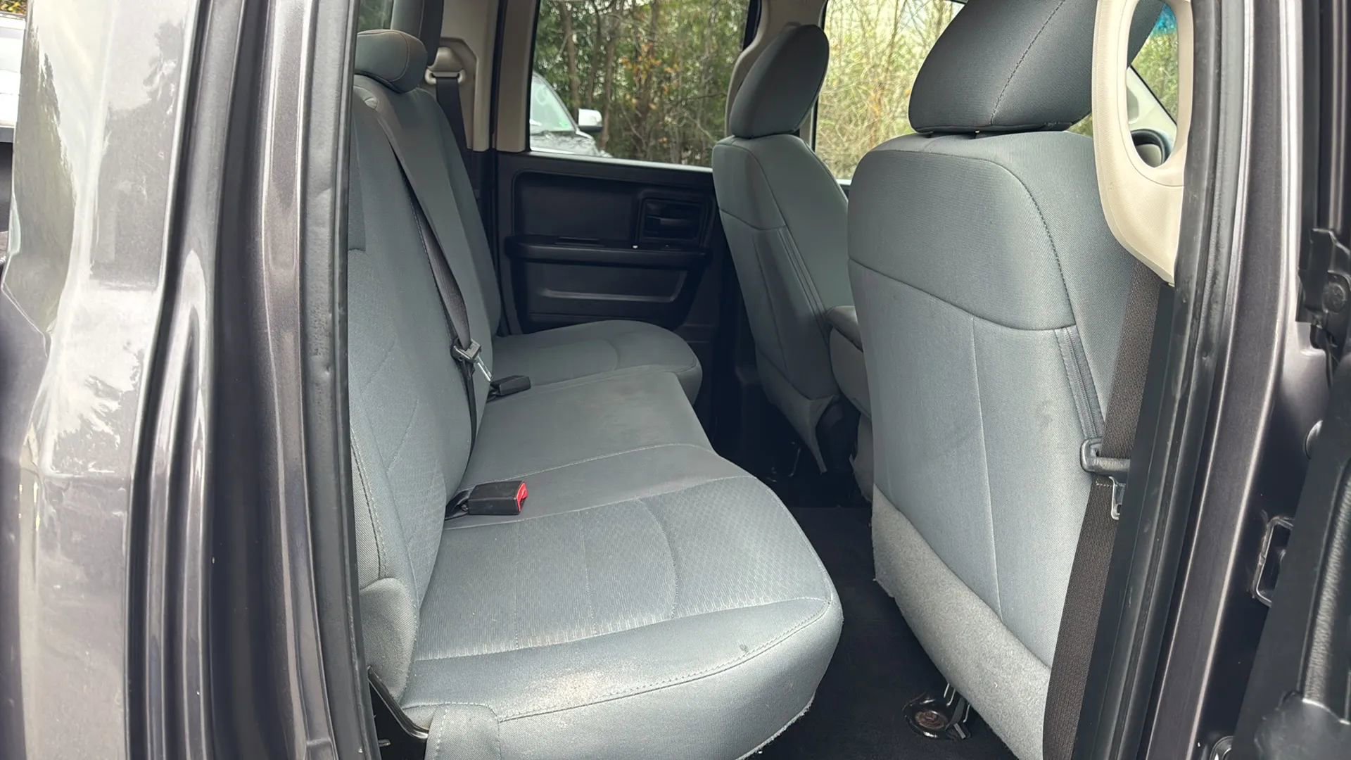 Used 2017 RAM 1500 Express image 13