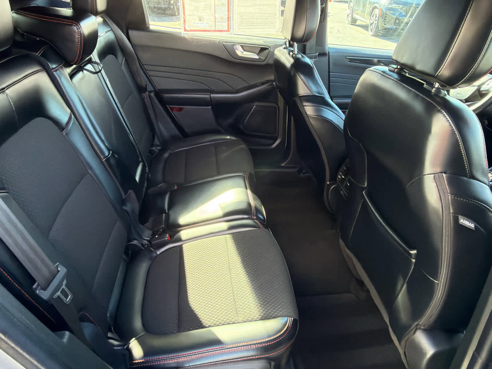 Used 2024 Ford Escape ST-Line image 13