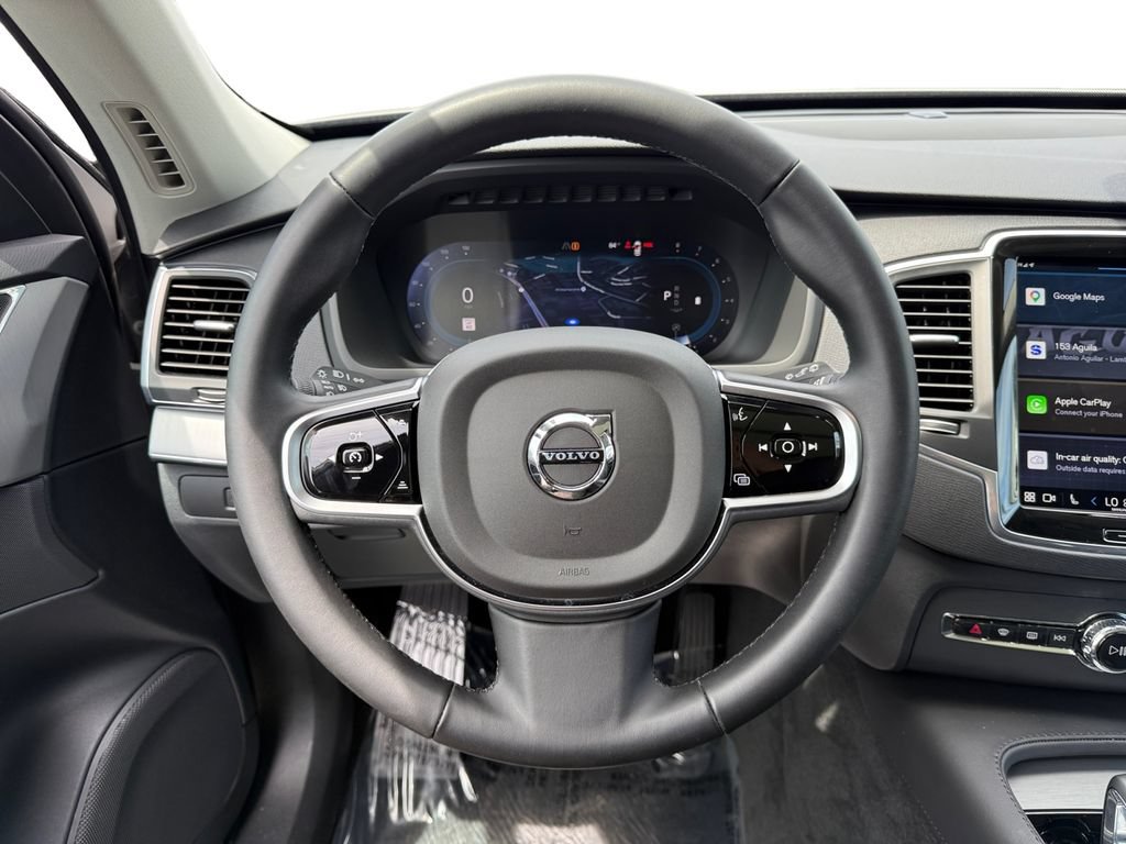 Used 2025 Volvo XC90 B5 Core AWD/4WD image 12