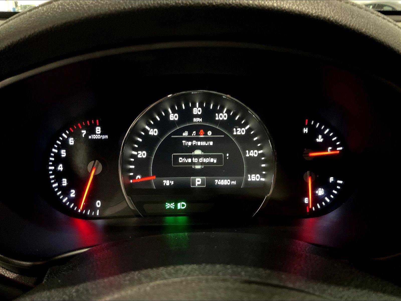 Used 2018 Kia Sorento EX FWD image 13