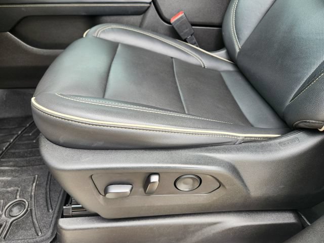Used 2021 Chevrolet Tahoe Premier w/ Premium Package RWD image 29
