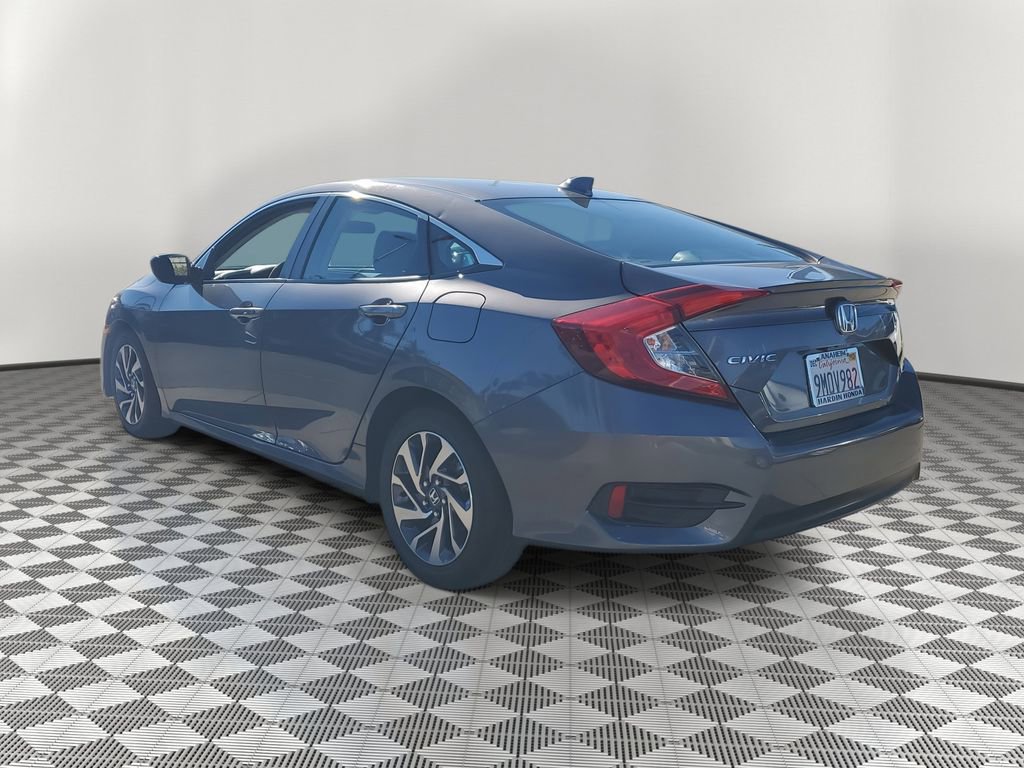 Used 2017 Honda Civic EX-T image 4