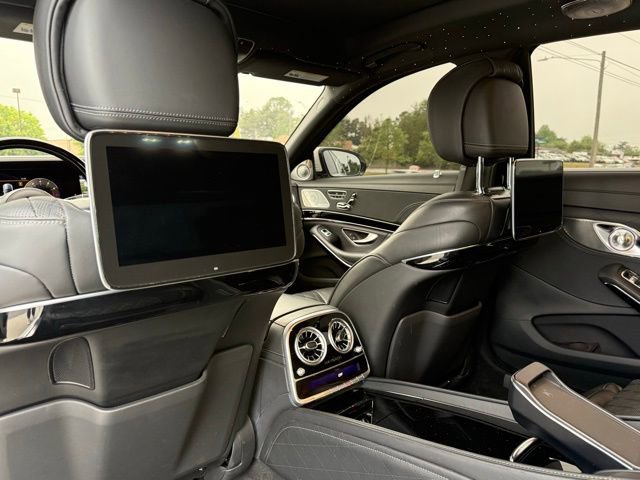 Used 2018 Mercedes-Benz Maybach S 560 4MATIC image 19
