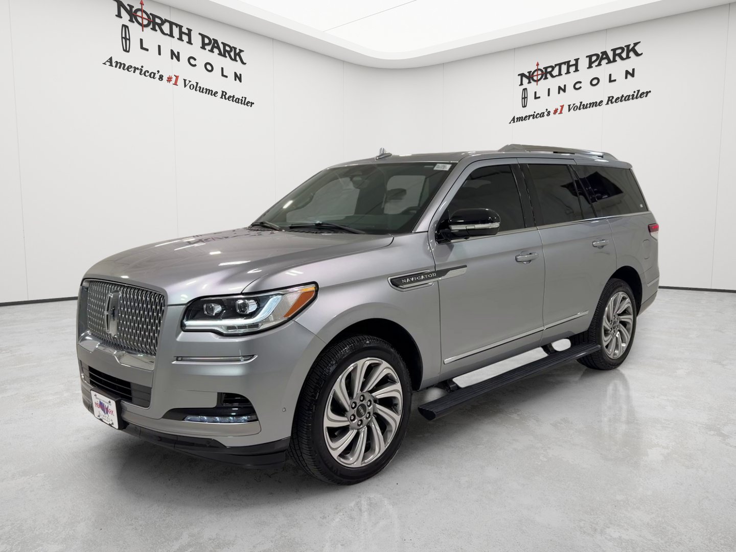 Used 2023 Lincoln Navigator 4WD