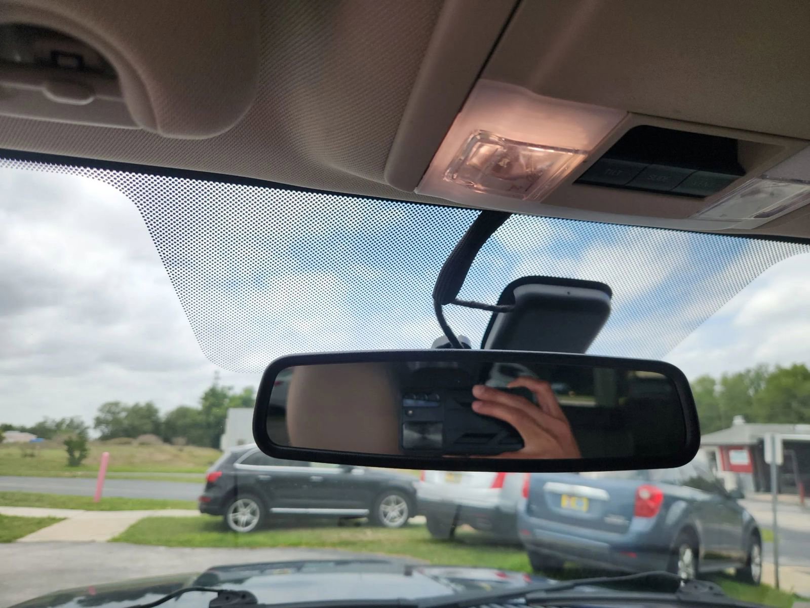 Used 2017 Lincoln Navigator L Select RWD image 17