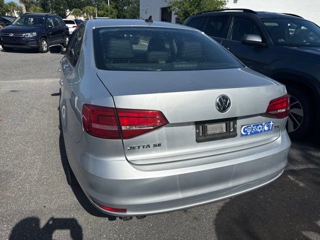 Used 2015 Volkswagen Jetta SE FWD image 8