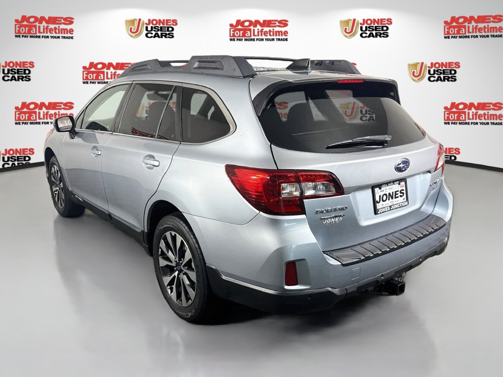 Used 2017 Subaru Outback 3.6R Limited AWD/4WD image 2