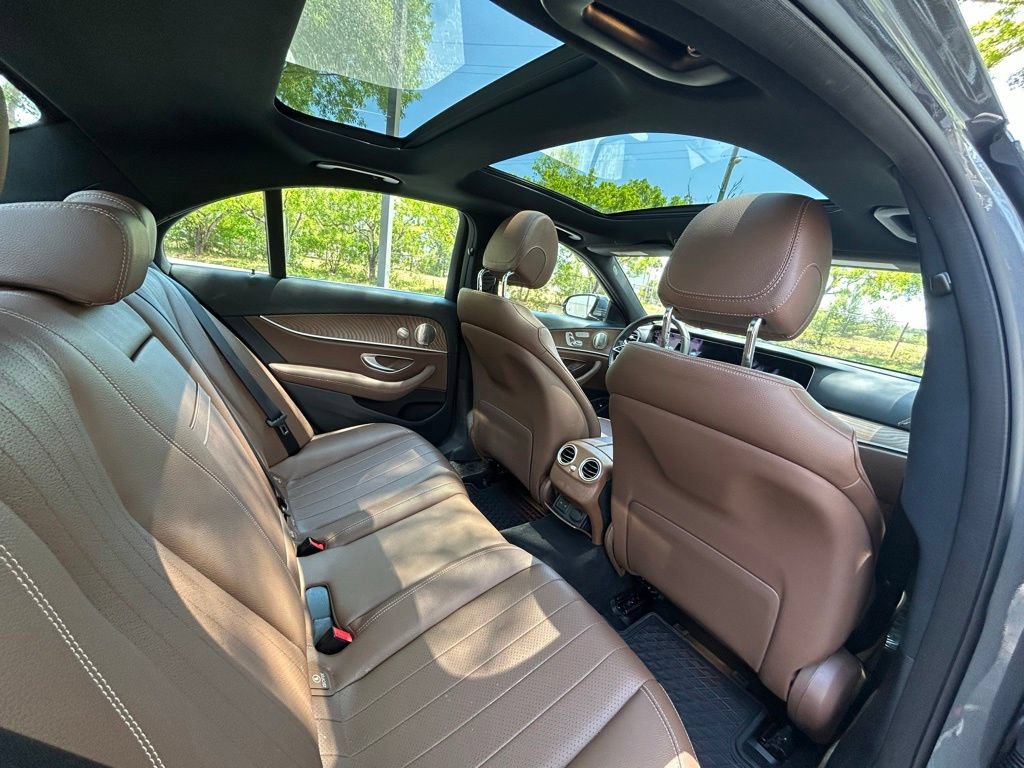 Used 2023 Mercedes-Benz E 350 4MATIC Sedan image 41