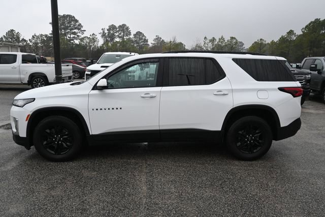 Used 2023 Chevrolet Traverse LT w/ Midnight/Sport Edition image 2