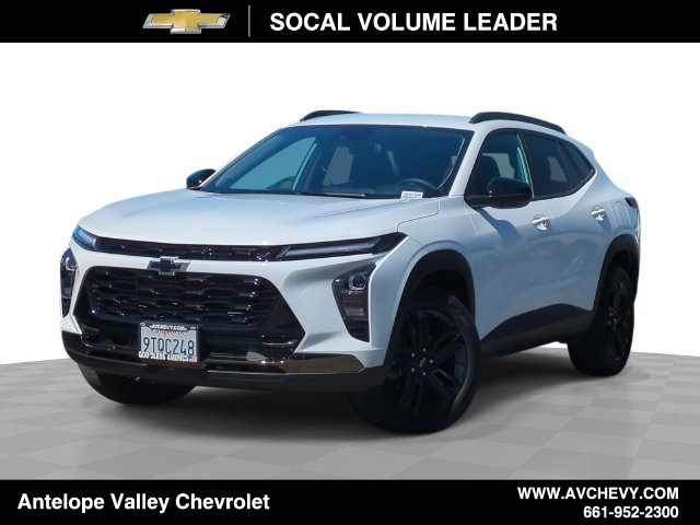 Used 2025 Chevrolet Trax ACTIV w/ Driver Confidence Package FWD image 1