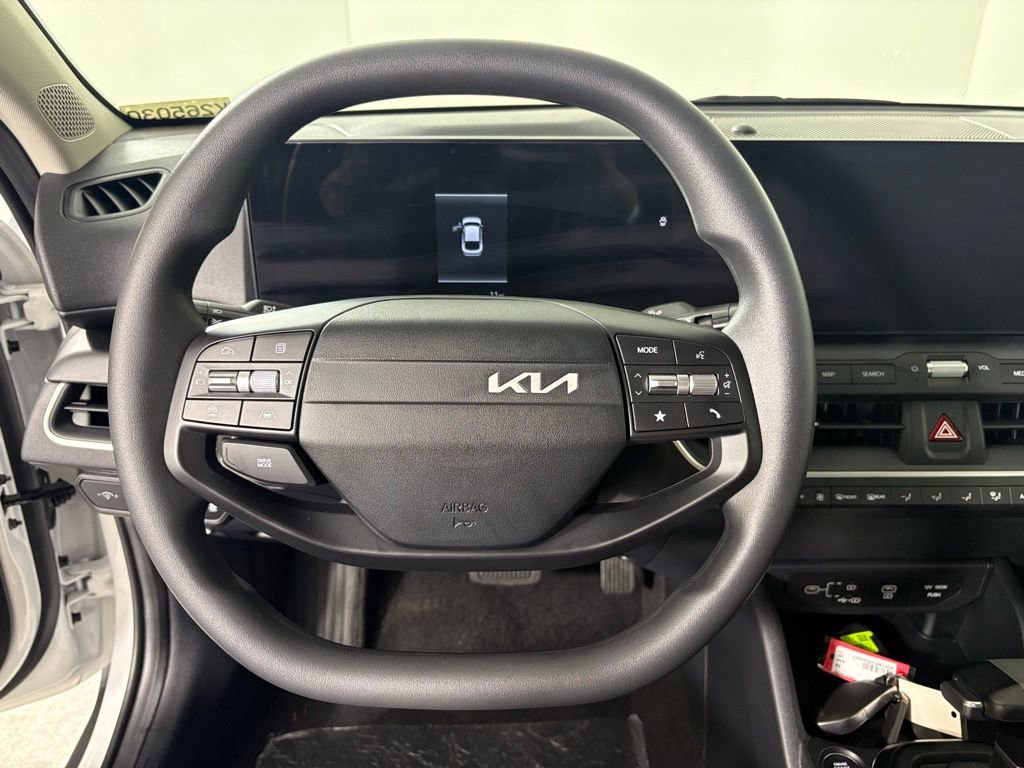 New 2026 Kia K4 LXS image 22