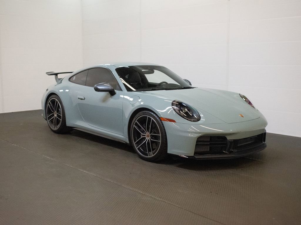 Certified 2025 Porsche 911 Carrera T RWD image 8
