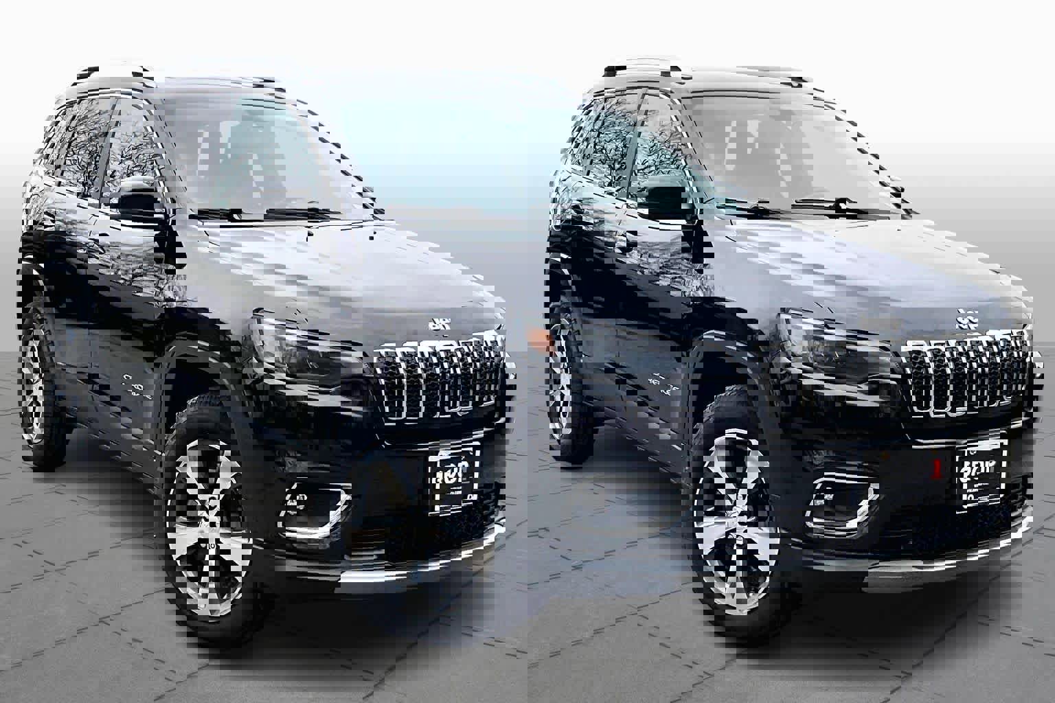 Used 2019 Jeep Cherokee Limited image 3