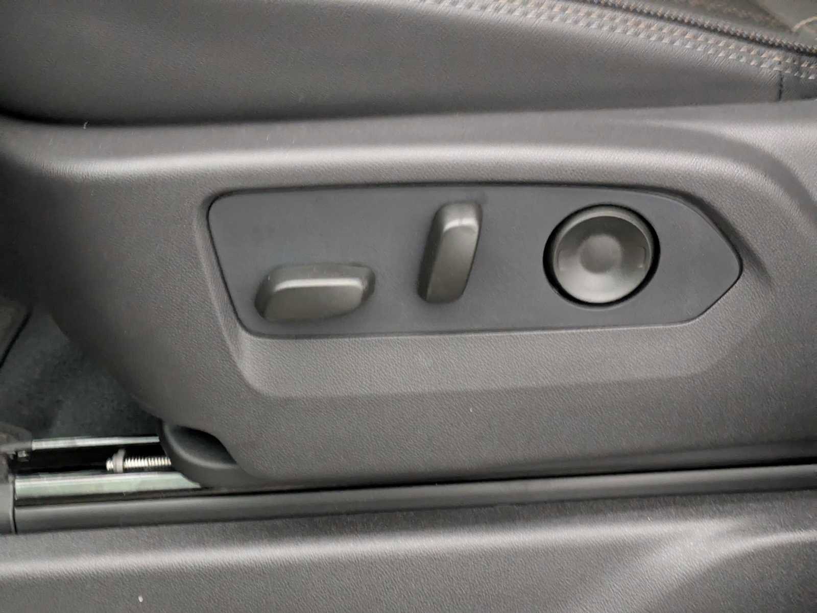 New 2026 Chevrolet Silverado 1500 High Country w/ Midnight Edition image 19