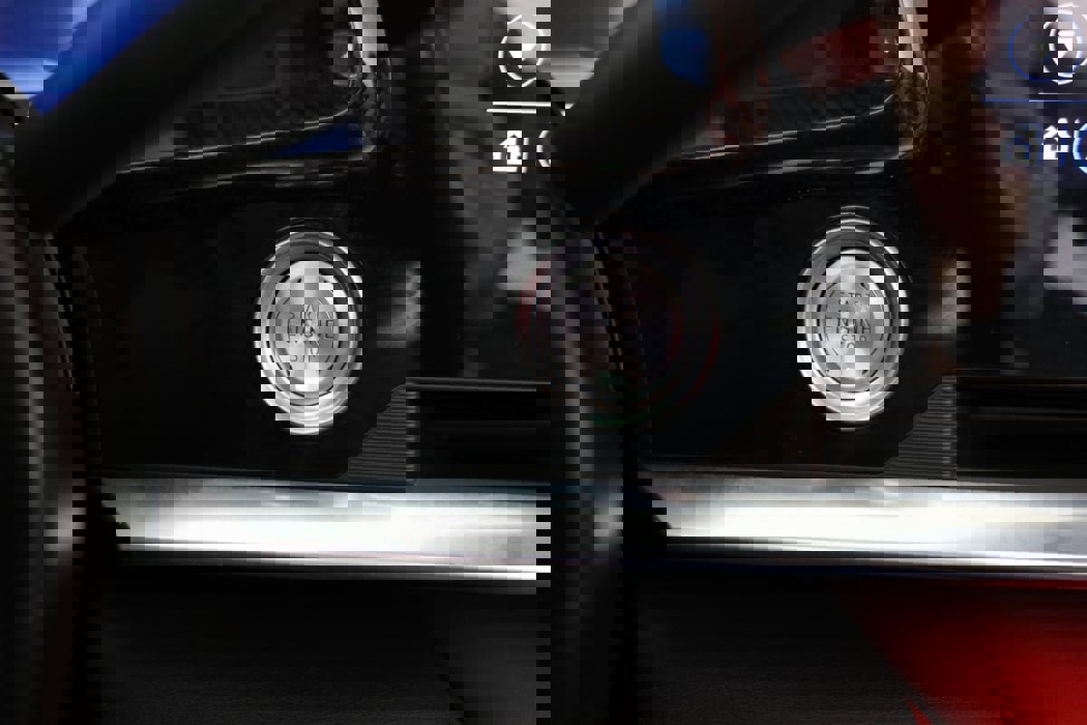 Used 2023 Chevrolet Corvette Z06 w/ Z07 Performance Package image 19