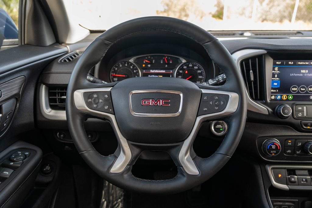 Used 2024 GMC Terrain SLT w/ Infotainment Package II FWD image 24